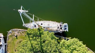 Extreme MULTITASKING and mooring with the mast in the TREETOPS  Ep 224 RAN Sailing [upl. by Lledniuq]