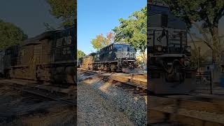 Interesting HORN Blast quotPower stroll down mountainquot Norfolk Southern 4567  154rider22 [upl. by Karon]