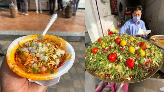 Yummy  Usal wala Tari Poha  Zaika Indore Ka  Saini ke Pohe  Indore  Indian Street Food [upl. by Maureen]