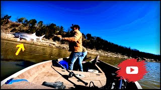 OldSchool Paddlefish SNAGGING on Truman Lake  Jerking Lead [upl. by Losse587]