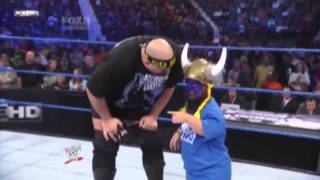 WWE Big Show amp Hornswoggle FunnyMoment [upl. by Lunneta180]