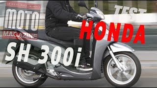 Scooter Honda SH 300i  grandes roues sécurité maxi  Essai [upl. by Selia]