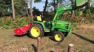 Le John Deere 3036e et son broyeur a marteaux Micro tracteur [upl. by Ydwor]