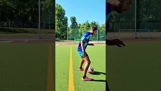 How to do the Ronaldinho Elastico Tutorial [upl. by Tati]