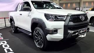 Toyota Hilux REVO Smart Cab 4x4 28 Rocco AT ราคา 1091000 บาท [upl. by Kaz431]