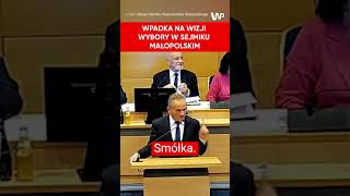 Wybuchli śmiechem Wpadka na wizji Wybory w Sejmiku małopolskim [upl. by Ahsinev]