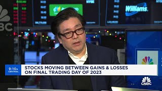 Markets have a 50 chance to see doubledigit growth in 2024 says Fundstrats Tom Lee [upl. by Citarella]