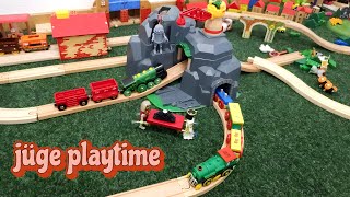 Zuge train toy adventures brio traintoys [upl. by Northrop]