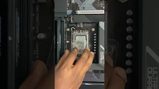 Applying Thermal Paste [upl. by Kazue]