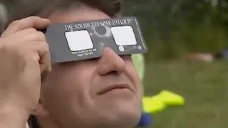 Total Eclipse at the Zoo  The Zoo Keepers  BBC Earth [upl. by Glimp]