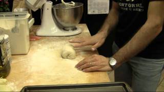 La Video Ricetta della Focaccia col Formaggio [upl. by Lalla]