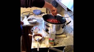 How to Make Red Pasta Saucethe Easy and Cheap Way [upl. by Peria]