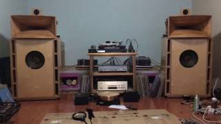 Petite Onken speaker Altec 414A Custom made solid woodhorn [upl. by Acsirp83]