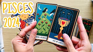 PISCES  quotYOUR 2024 NEW YEAR HERES WHAT TO EXPECTquot 2024 Tarot Reading [upl. by Newell172]