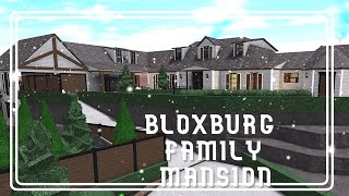 roblox bloxburg family mansion  330k  speedbuild part 2 the interior [upl. by Colan]