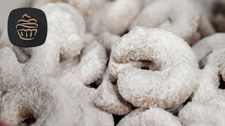 Die besten Vanillekipferl  Super zart und mürbe 😋  Weihnachtsplätzchen Rezept [upl. by Sew43]