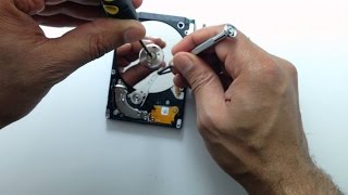 How to recover data from a dead hard drive for beginners [upl. by Schug132]