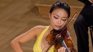 Soyoung Yoon plays Mozart Violin Concerto in G Major Sinfonia Concertante in E flat Major [upl. by Arolf]