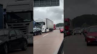 feuerwehr Burgau durch die rettungsgasse zum Verkehrsunfall mit blaulicht und sirene [upl. by Varney327]