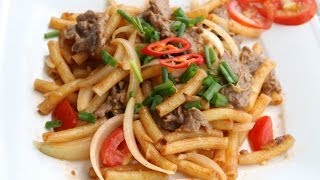 VIETNAMESE STYLE PASTA  Nui Xào Bò  Helens Recipes [upl. by Etienne]