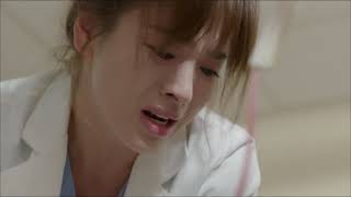 Doctor Kang is desperately trying to save Captain Yoos life  Descendants of the Sun Ep27 [upl. by Yenor]