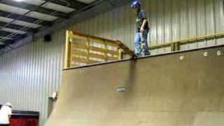 My first drop in on a 9ft halfpipe [upl. by Darlene677]