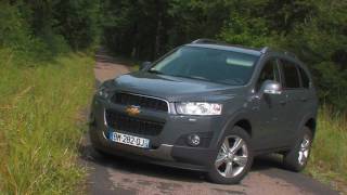 Essai Chevrolet Captiva 22 VCDi 163 LT [upl. by Garretson921]