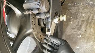 How to tighten chain on yamaha R6 [upl. by Latoyia]