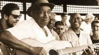 Mississippi John Hurt Im satisfied [upl. by Ntsuj753]