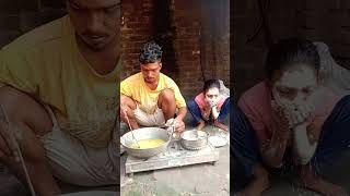 भाई सब्जी हो गया था जल्दीसे लगा लो comedy funny trendingshorts youtubeshorts shortsfeed shorts [upl. by Whipple]