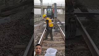 Thay ray machinerytools train railway construction automobile xuhuong smartworkers short [upl. by Annawyt845]