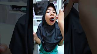 Riska Vlog Sakit Batuk Es Teros Minum Es Teros Es Teros Solusi Minum Madu Milenial WA 081271916377 [upl. by Kendry805]