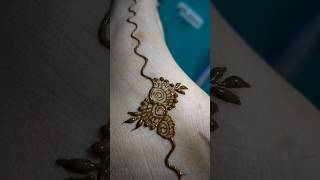 Beautiful Feet Mehndi Design Simple Foot Mehndi Design Pairon Ki Mehndi shorts mehndi viralvideo [upl. by Zeculon207]