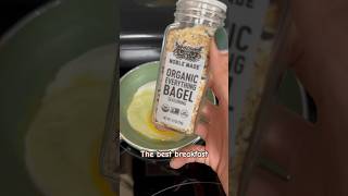 Everything bagel seasoning on your eggs yes please breakfast everythingbagel tryit [upl. by Kraft]