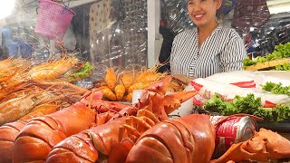 Street Food in Bangkok Thailand Best Stalls of Central World Square [upl. by Erej]