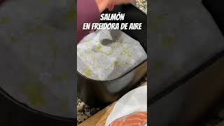 Salmón en Freidora de Aire o Airfryer [upl. by Aisek654]