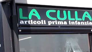 Negozio articoli per bambini e neonati a Bergamo  LA CULLA [upl. by Auqenwahs]