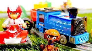 Trenes para niños  Ryder y la Patrulla Canina  Coches de juguete [upl. by Lyrahc]