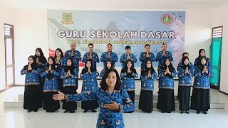 Lomba Paduan Suara quotINDONESIA RAYAquot Guru Sekolah Dasar Kecamatan Kranggan Kota Mojokerto [upl. by Leirvag127]