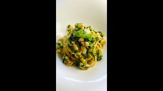 SPAGHETTI WITH ZUCCHINI AND PRAWNS easy and delicious shorts [upl. by Kozloski]