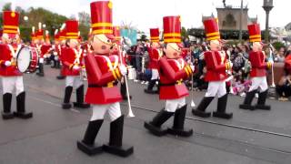 Desfile de navidad en Disney  Chirstmas Parade Disney parte 2 [upl. by Evander709]