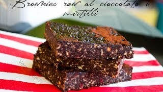 Brownies raw ricetta senza glutine [upl. by Aicxela]