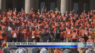 Hundreds of servers protest at the Capitol after tipping law passes [upl. by Kusin]