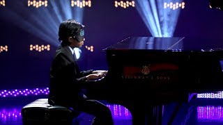 Kid Piano Prodigy Lydian Plays Blindfolded [upl. by Joappa]