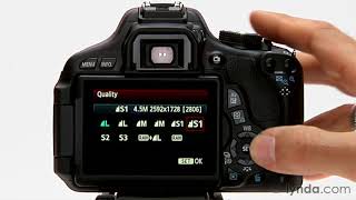 Canon DSLR Tutorial  Image format and size options [upl. by Eimmelc]