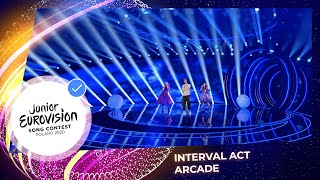 Duncan Laurence Viki Gabor and Roksana Węgiel perform Arcade  Junior Eurovision 2020 [upl. by Rimidalg450]