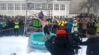 Professor Splash sets Guinness World Record Highest Belly Flop [upl. by Tadich]