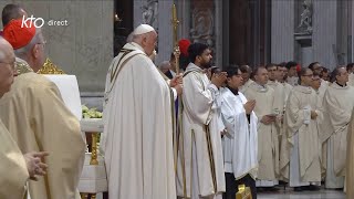 Messe de lÉpiphanie présidée par le pape François à Rome [upl. by Doehne745]