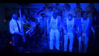 Mi muchachita  Guayacan Orquesta  Canta Win Perea live [upl. by Kristian]