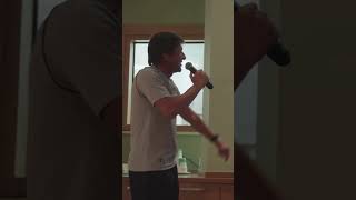 🤩 Antonio CONTE SHOW al MICROFONO  Sentite come CANTA in NAPOLETANO 🎤  shorts [upl. by Mij786]